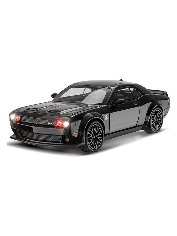 Dodge Challenger SRT Hellcat 1:24 diecast scale model car