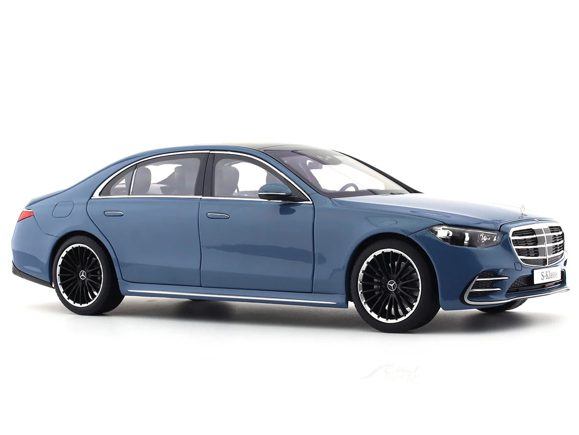 Mercedes-Benz S-class V223 1:18 Scale model