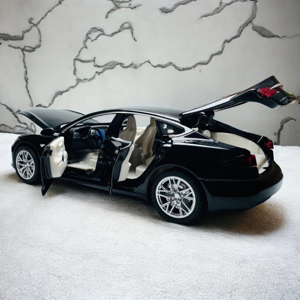 Tesla Model S 1:24  Diecast Metal Car