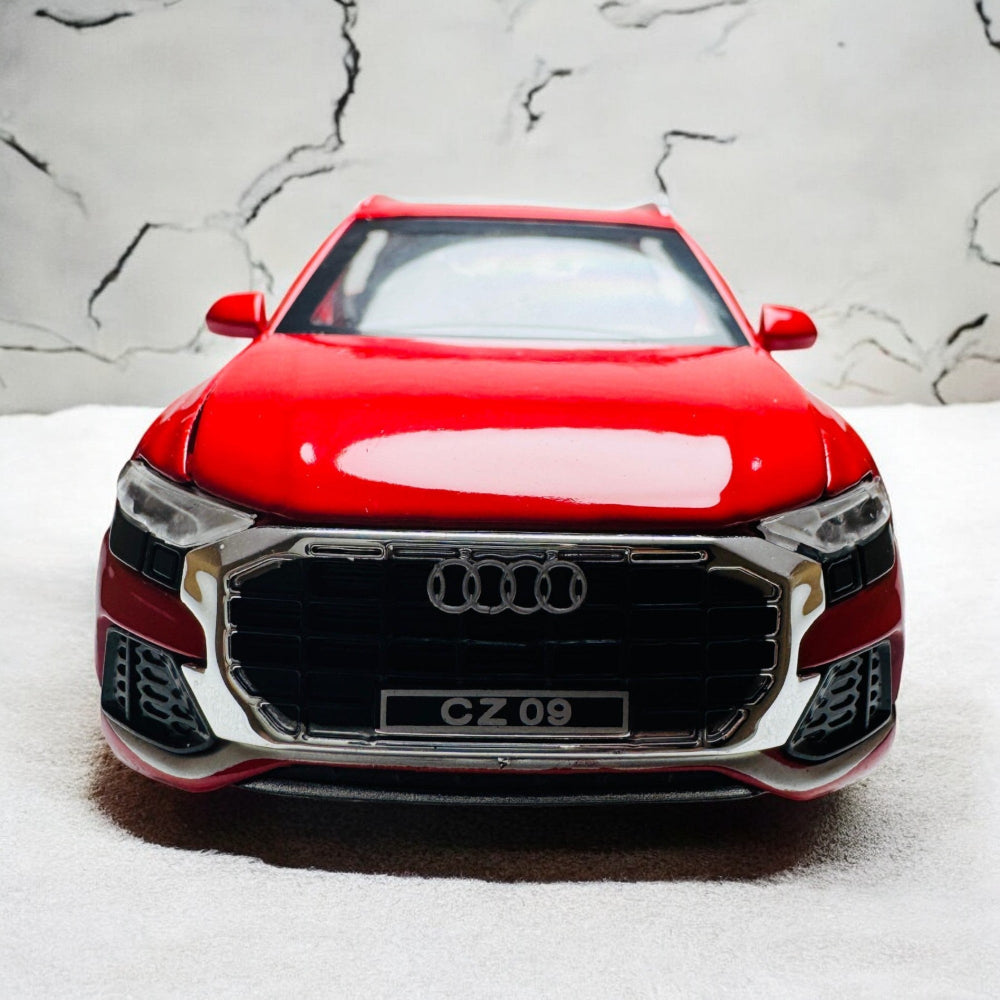 Big Die-Cast Metal Car Audi Q8 Scale 1:24