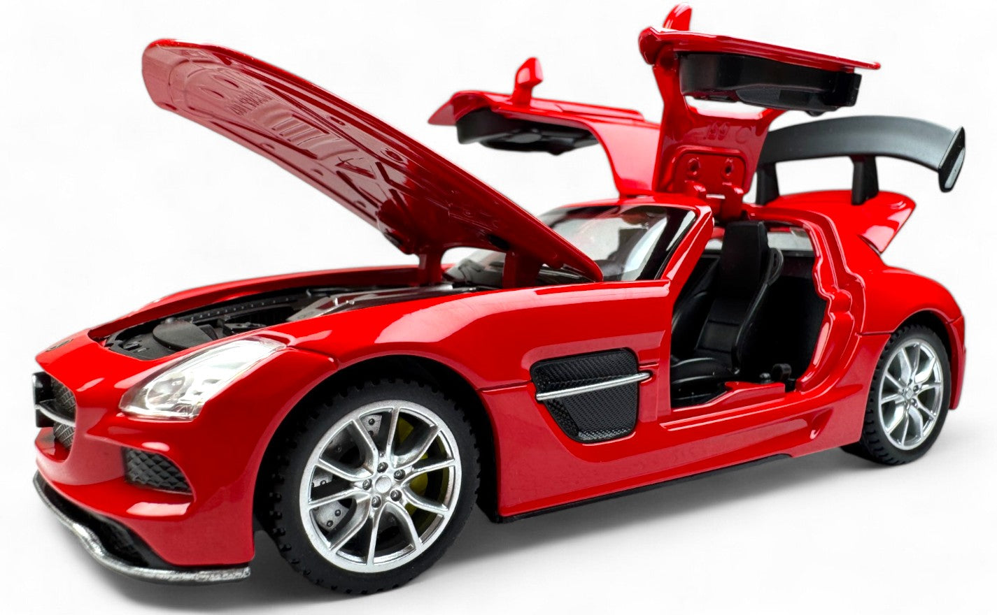 Mercedes-Benz SLS AMG diecast scale model car 1:24