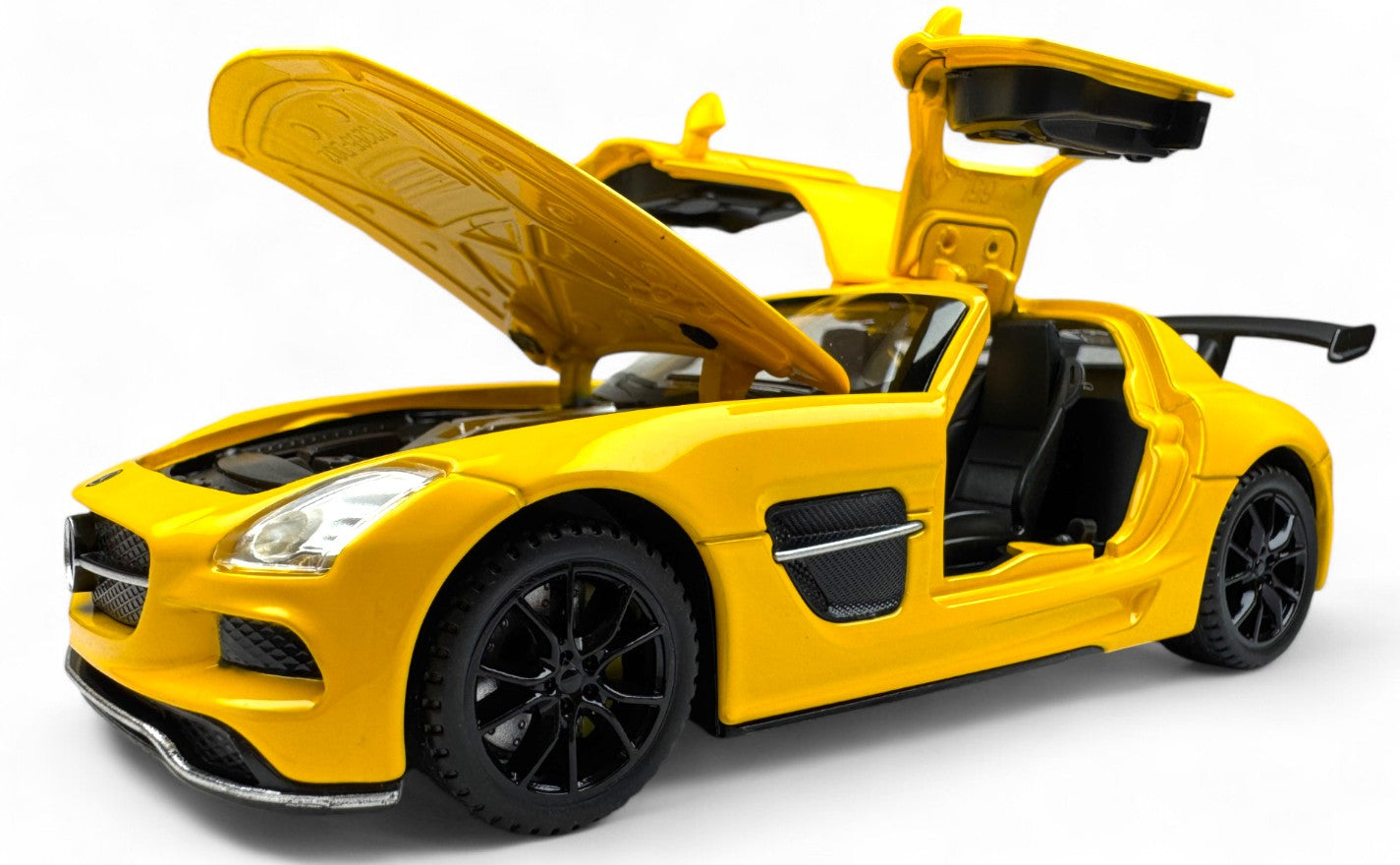 Mercedes-Benz SLS AMG diecast scale model car 1:24