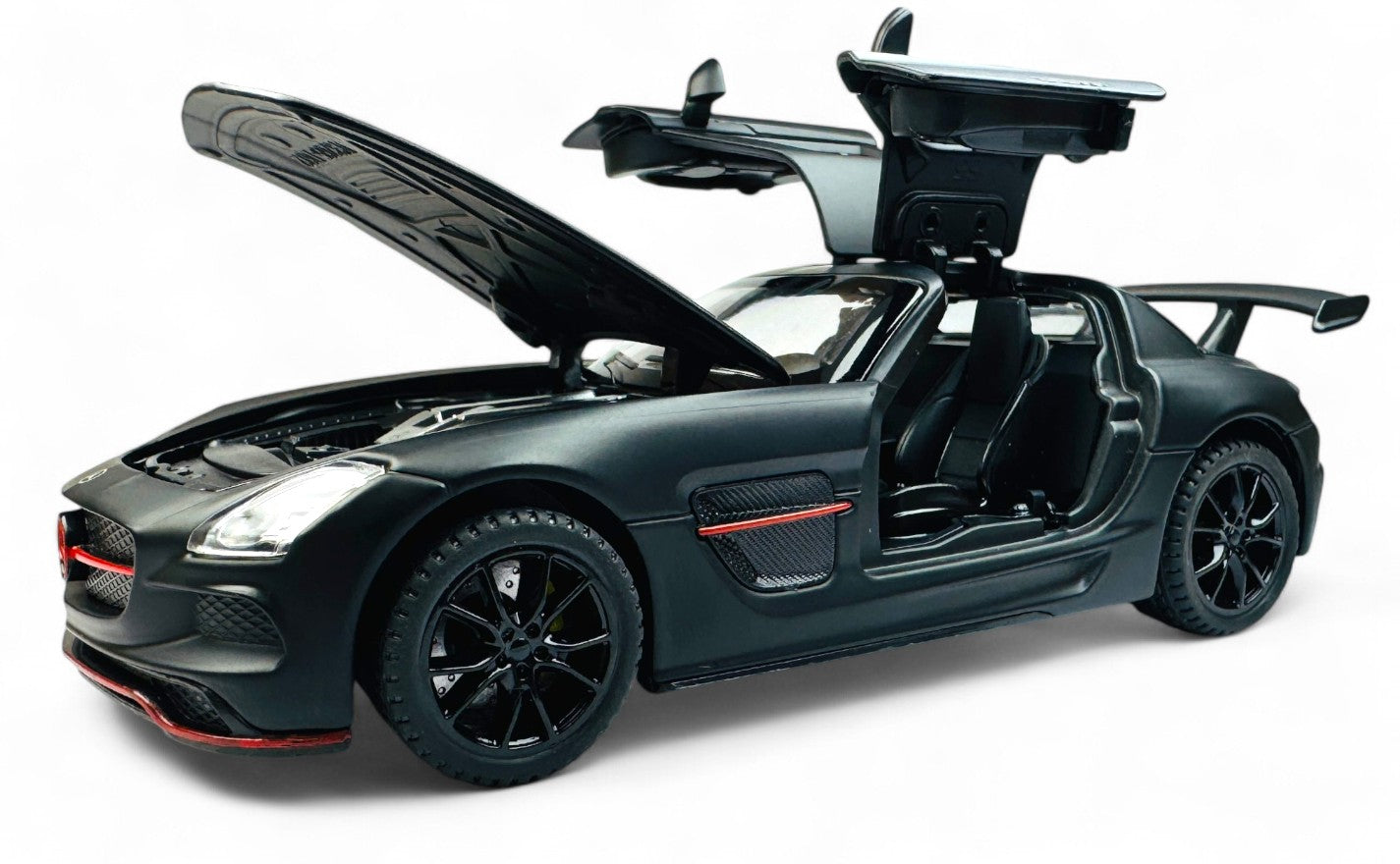 Mercedes-Benz SLS AMG diecast scale model car 1:24