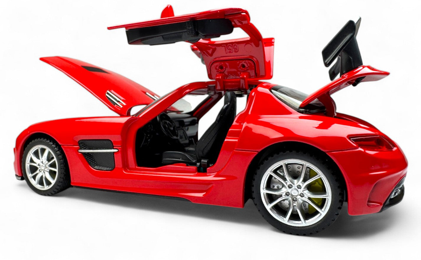 Mercedes-Benz SLS AMG diecast scale model car 1:24