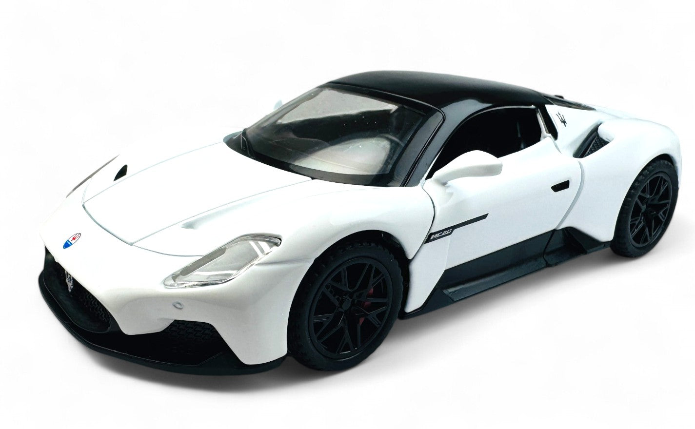 Maserati MC20 Coupe diecast scale model car 1:24