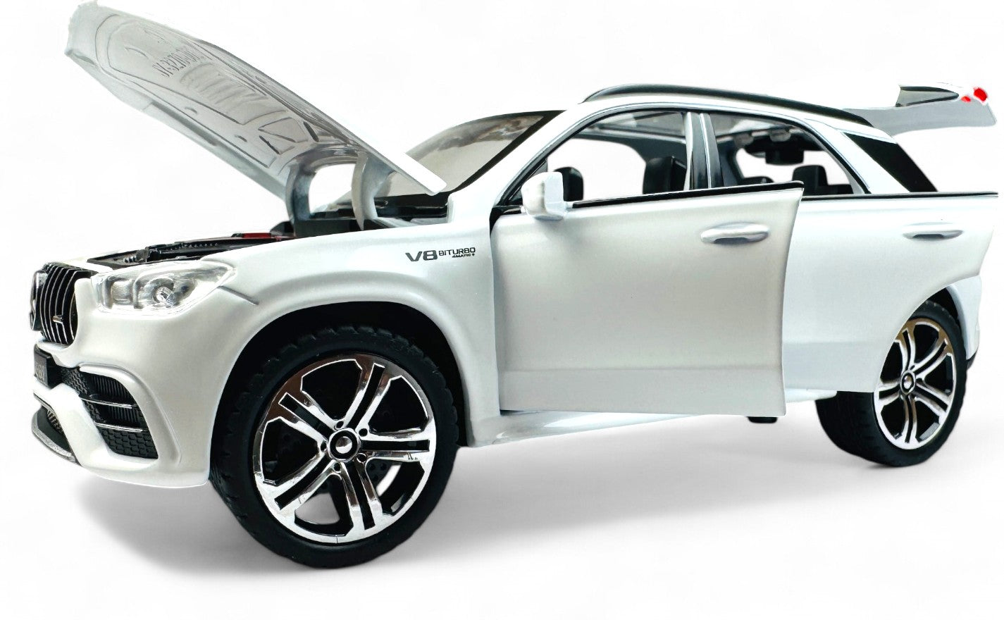 Mercedes Benz GLS63 AMG Diecast Car  | 1:24 Scale