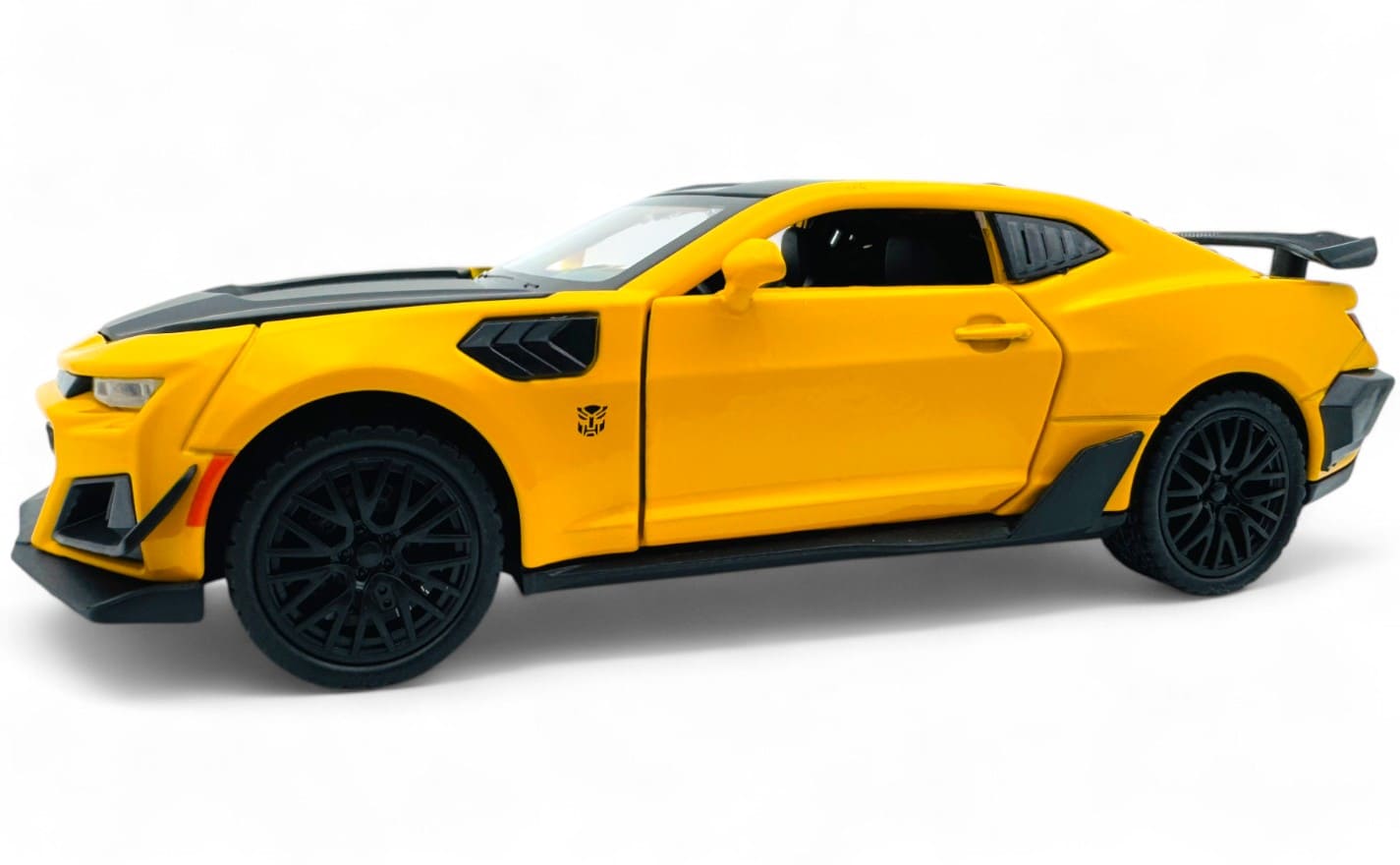 Chevrolet Camaro 2SS diecast scale model 1:24