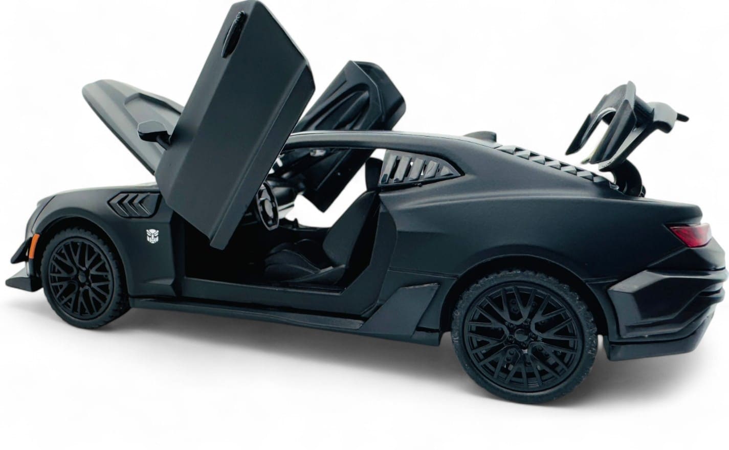 Chevrolet Camaro 2SS diecast scale model 1:24