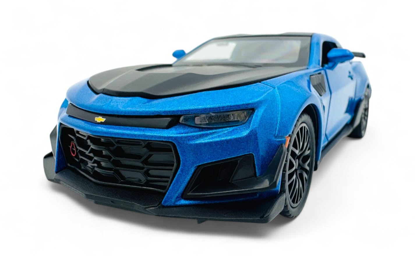 Chevrolet Camaro 2SS diecast scale model 1:24