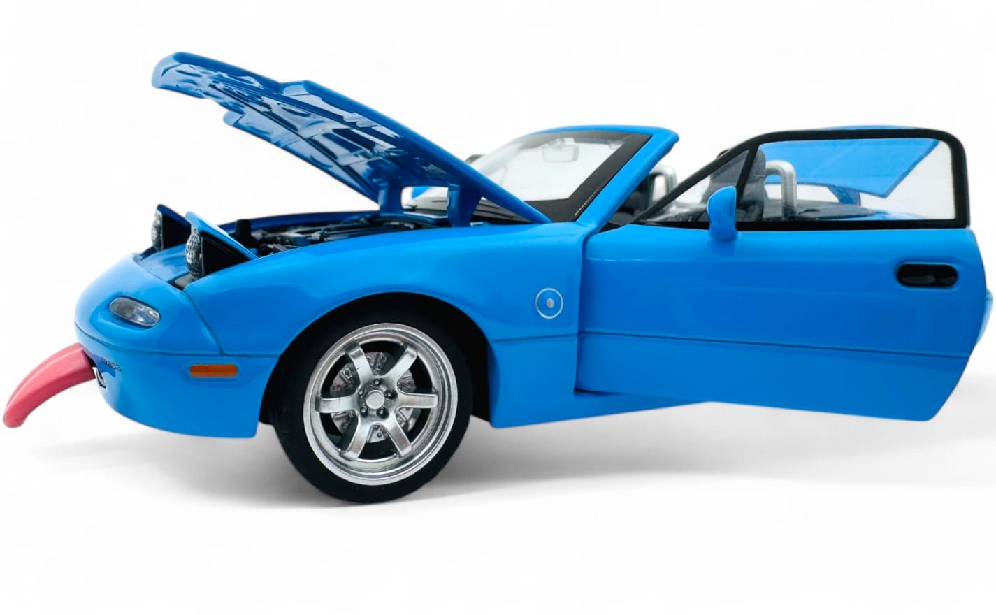 Mazda MX-5 Miata 1990 Convertible diecast scale model  1:24