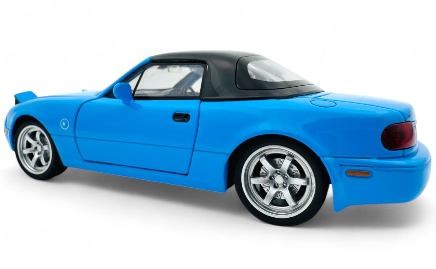 Mazda MX-5 Miata 1990 Convertible diecast scale model  1:24