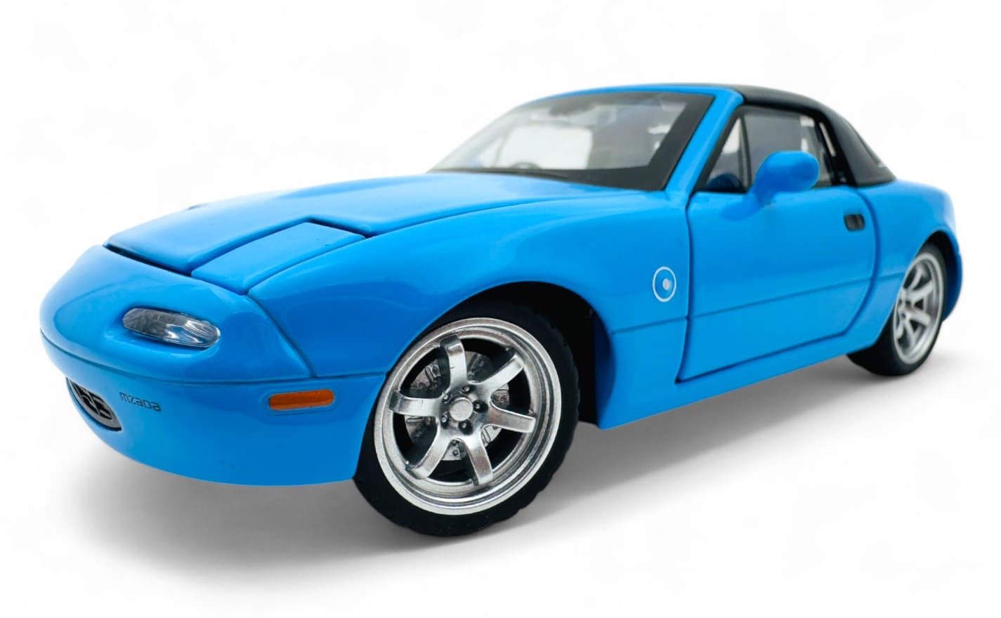 Mazda MX-5 Miata 1990 Convertible diecast scale model  1:24