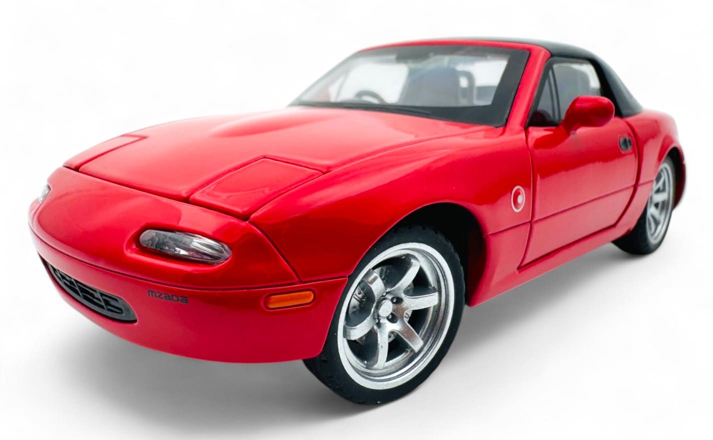Mazda MX-5 Miata 1990 Convertible diecast scale model  1:24