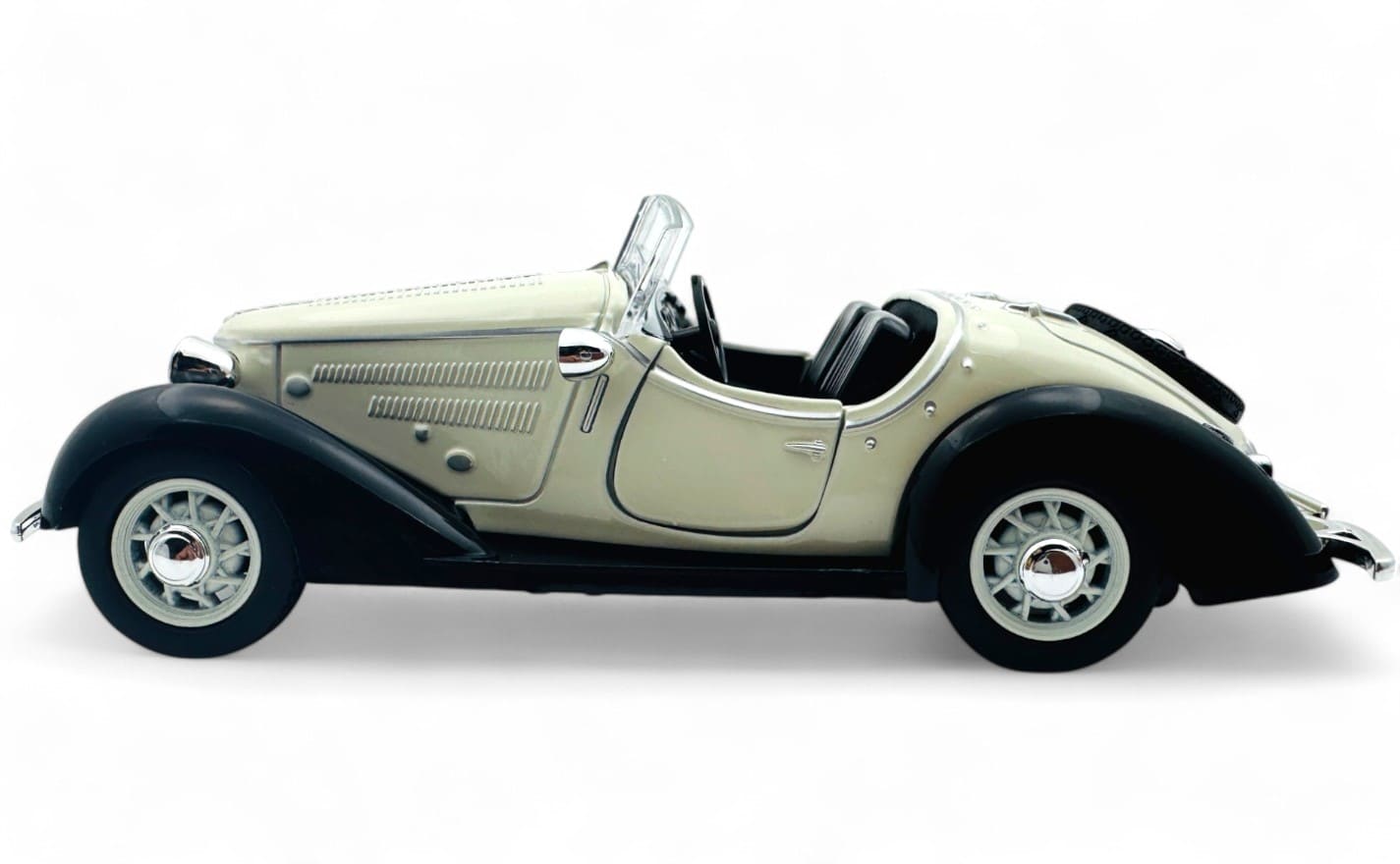 Audi Old Best Diecast Car| 1:32 Scale Model