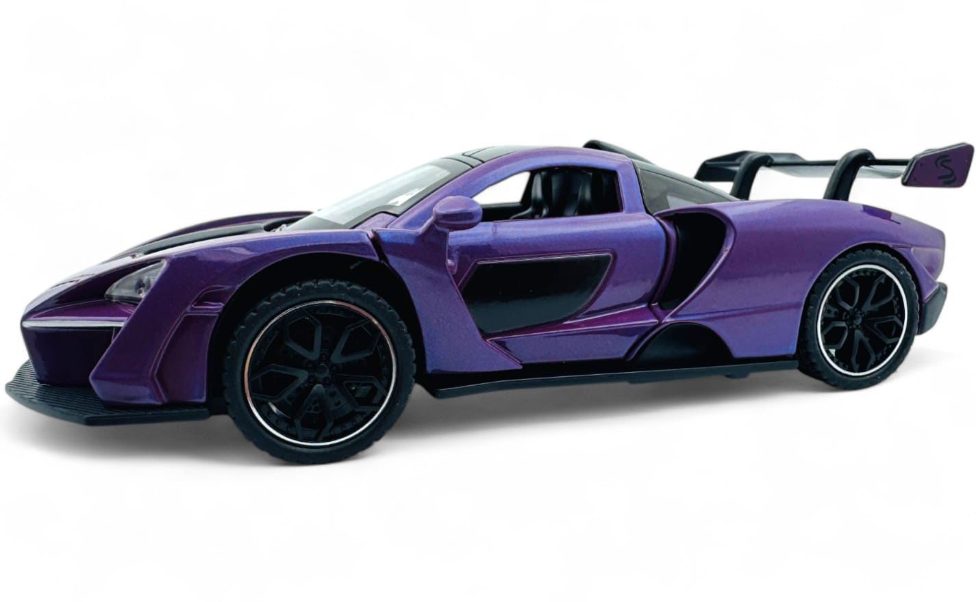 McLaren Senna Supercar diecast scale model car 1:24