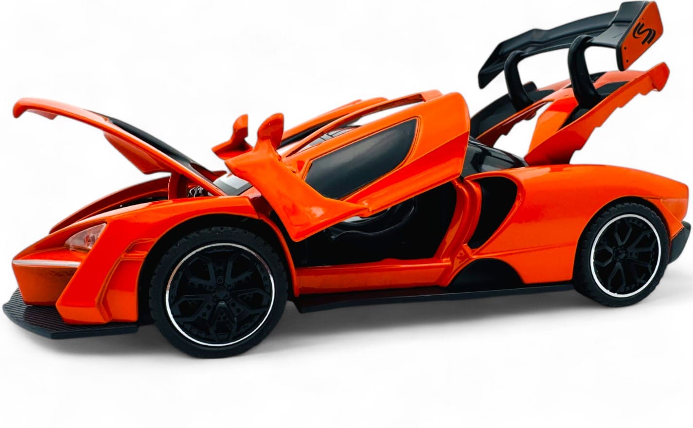 McLaren Senna Supercar diecast scale model car 1:24