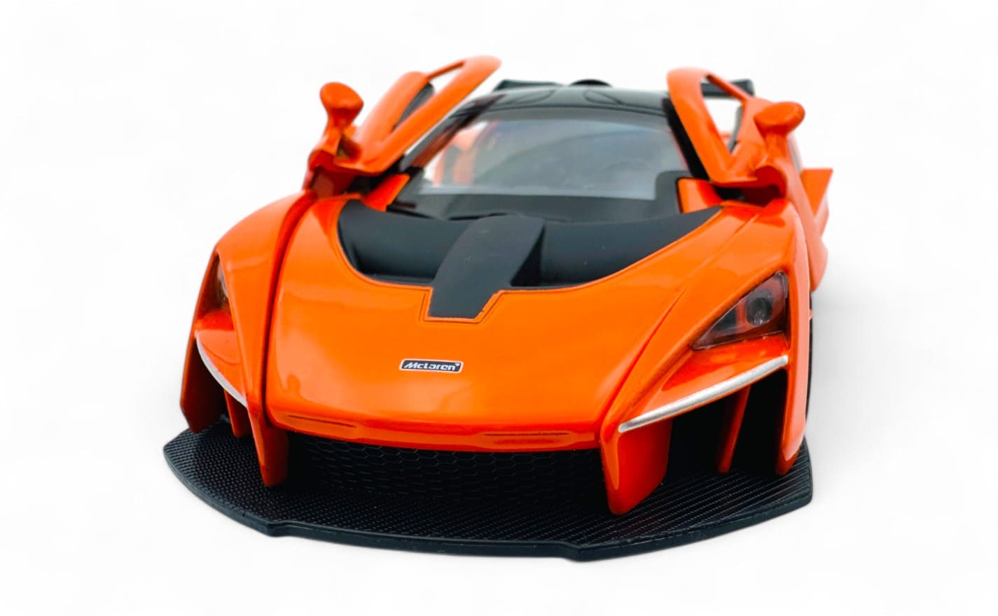 McLaren Senna Supercar diecast scale model car 1:24
