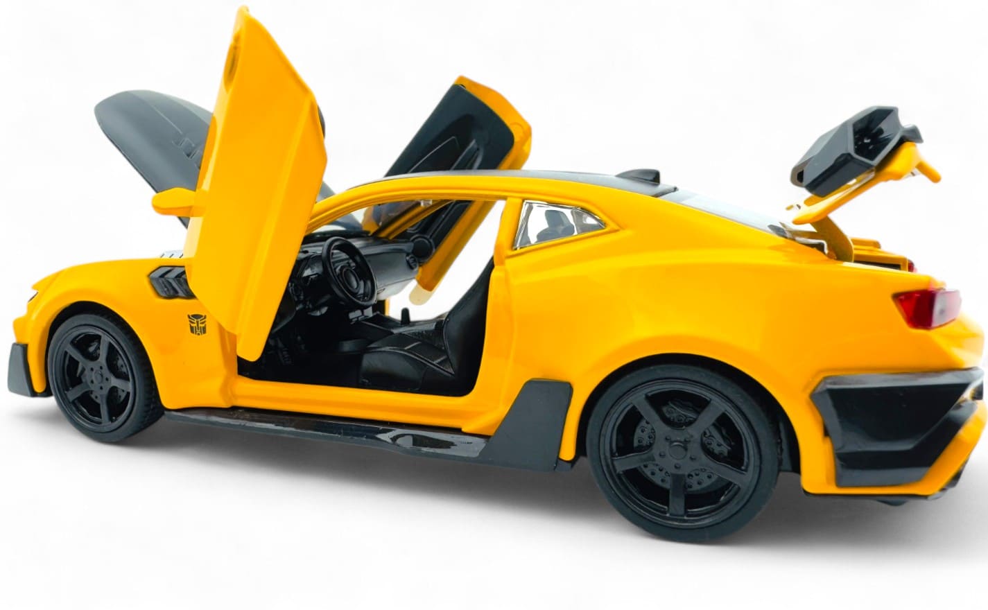Chevrolet Camaro 1LE diecast scale model  1:24