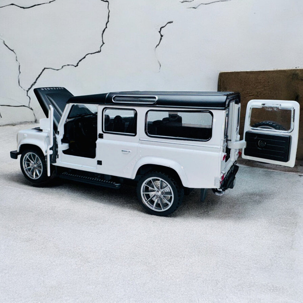 Licensed 2022 Land Rover Defender 110 | 1:24 Scale Model